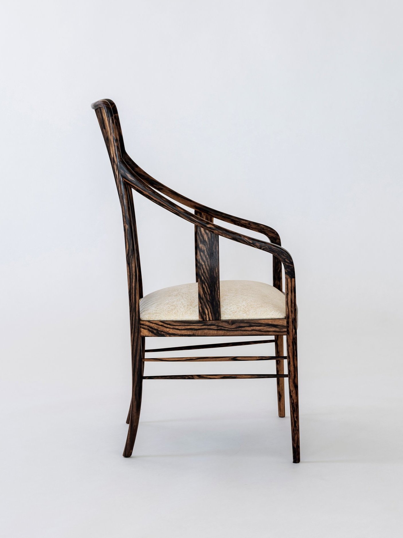 Black Persimmon Chair by Toshio Tokunaga Radno̲r — Radnor
